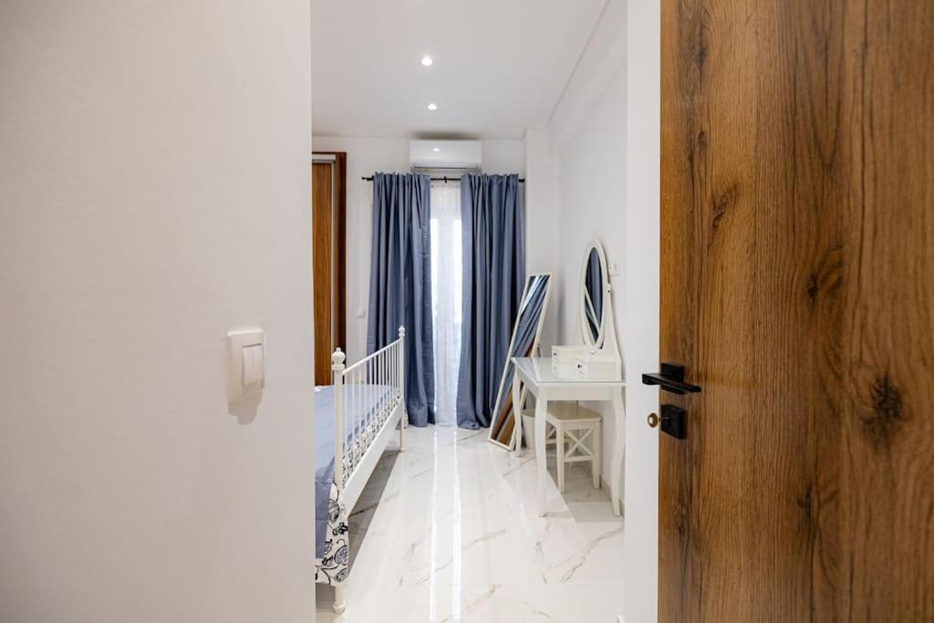 Spacious And Modern Flat At Koukaki, Near Acropolis Athén Kültér fotó
