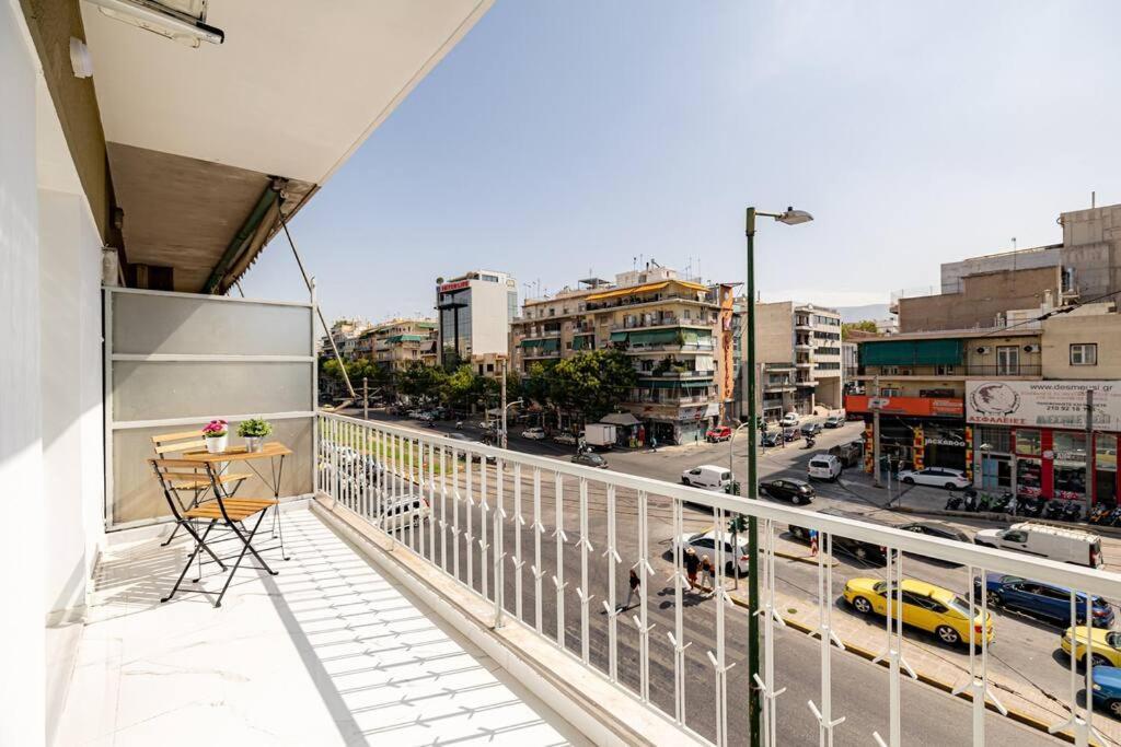 Spacious And Modern Flat At Koukaki, Near Acropolis Athén Kültér fotó